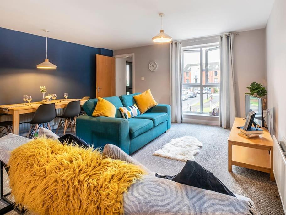 Lovely 2 Bedroom Apt At Ormeau Park W/ Free Parking Belfast Exteriér fotografie